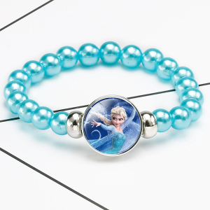 Armband aus blauen Perlen mit Elsa der Schneekönigin