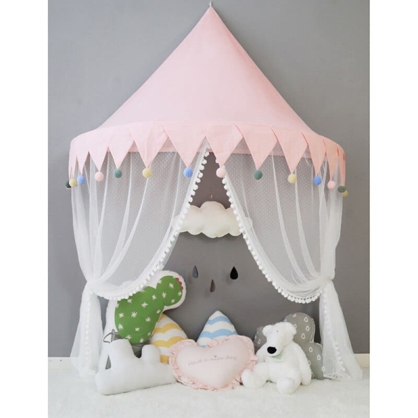 Rosa-weißes Tipi in Form eines Schlosses für Mädchen mit Teddybären im Inneren