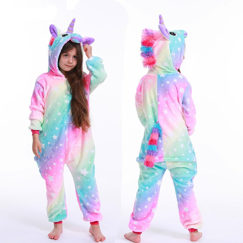 Regenbogen-Pyjama mit Einhorn-Motiv für Trendsetter