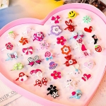 Mehrfarbige, verstellbare Ringe für kleine Mädchen mit mehreren Auswahlmöglichkeiten