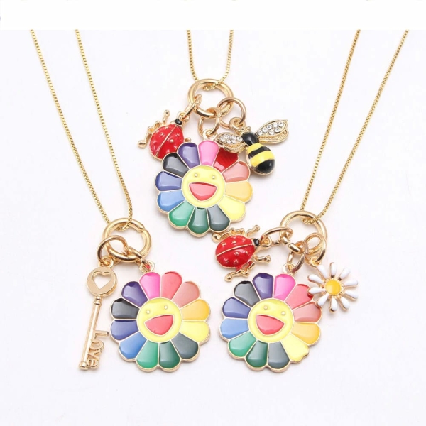 Halskette mit Sonnenblumenanhänger für Mädchen mit einem kleinen Schlüssel, Blume und Biene