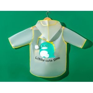 Transparente, wasserdichte Daunenjacke für Mädchen mit gelben Nähten und einem Dinosaurier-Logo auf dem Rücken, das an einem Bügel vor einer grünen Wand hängt
