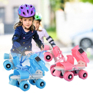 Verstellbare blaue und rosa Rollschuhe für Mädchen mit einem Hintergrund zwei Mädchen, die Skates Hintergrund