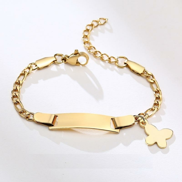 Goldenes Armband mit Schmetterlingsdetail